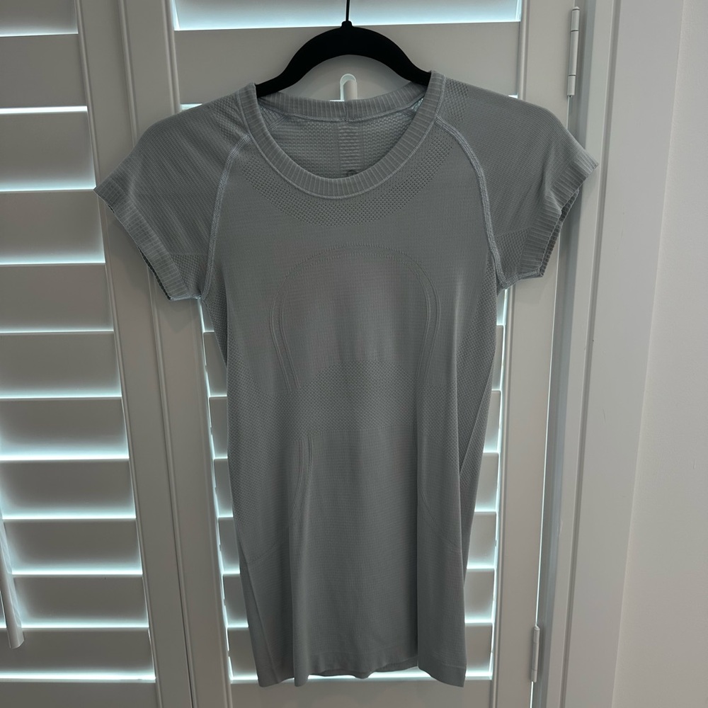 Lululemon swiftly tech. Baby blue color